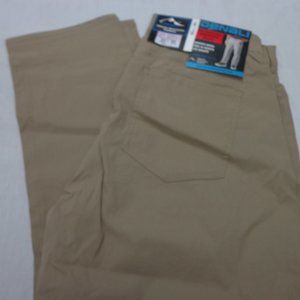 Denali Mens  32 x 30 Delta Khaki Technical Stretch Pants    NEW
